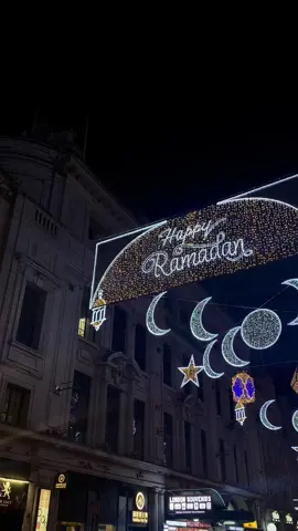 Ramadan lights display in London! So beautiful to see Allahuma barik. May this holy month of Ramadan bring abundant blessings to everyone, Amin 🤍 📍Piccadilly Circus #islam #Ramadan #ramadanlights #ramadanvibes #london #piccadillycircus 