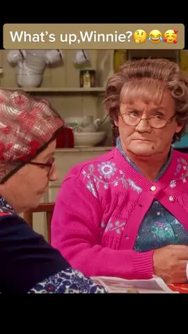 “-I’m going to take a guess here…”🤔😂🥰(short).  #mrsbrownsboys #mrsbrownsboyscomedy #mrsbrowncomedy  #lovemrsbrownsboysfanpage 