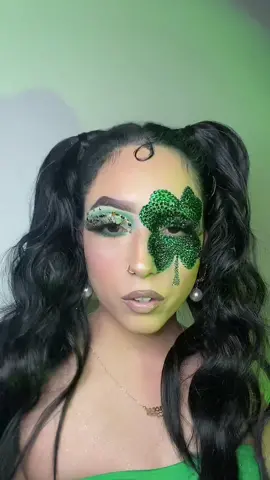 I’m a fuc*king star 🍀 #Princessjasminemua #stpatricksdaymakeup #clovermakeup #stpatricksmakeup 