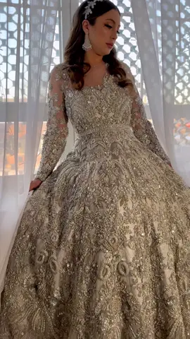 How beautiful is this dress?! #pakistanidesigner #desibride #desitiktok #gtabrides #receptionbridal #pakistaniweddingdress #valimadress #embroiderydetails 