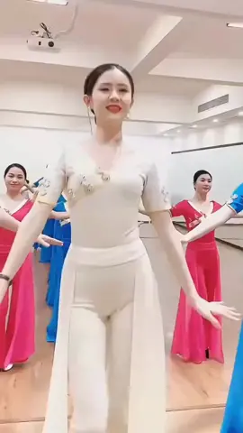 Yoga twisting plate for fitness #fypgakni #foryoupage❤️❤️ #Fitness #exercise #trending #tiktok 