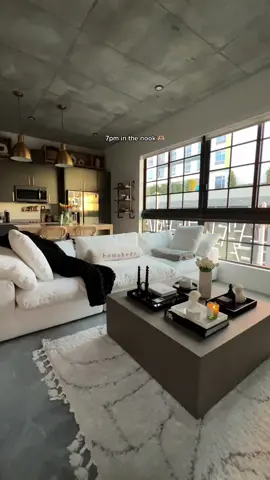 favorite time of day 🌇 #loftapartment #loftinspo #apartmenttour #neutraldecor #aesthetichomedecor 