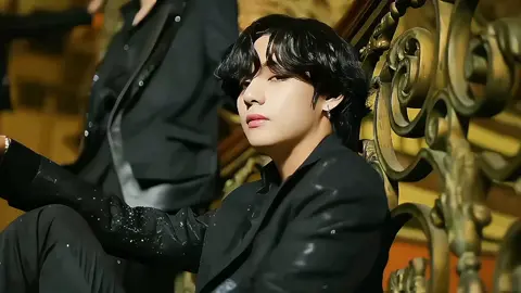 Replying to @yuner2029  Taehyung Black Swan Mv 4k Clips🦢 #taehyung #bts #kpop #kpopfyp #4k #highquality #trending #xyzbca #foryou #foryoupage #fyp #fypシ #fypage #blackswanbts #taetaeguccci #darkmoongrp🌑 