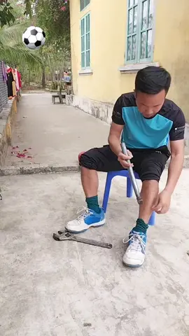 mấy anh đá ống đồng em nhiều nay em cho đá thoải mái...🤣🤣🤣#tiktoknguyendoanh1985 #haihuoc #xuhuongtiktok2023 