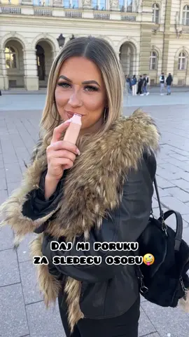 Koliko lepih devojaka u ovom klipu sta je ovo🤪 Lajk za part2! 🥳👊