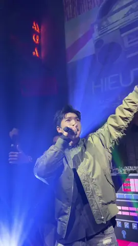 Sơ hở là cà hẩyyy 🤪🤪 #hieuthuhai 