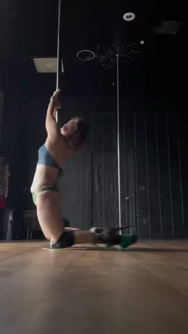 Sunday smackdown #9inchheels #pleasersheels #poledance 