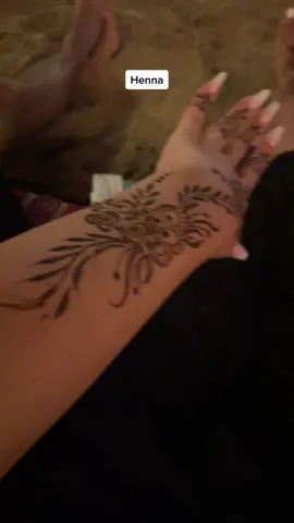 Ich liebs, wer auch ? #viral #fyp #arabic #dubai #safari #henna 