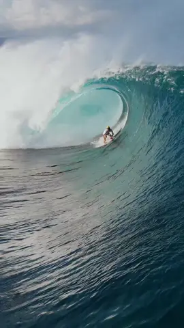 Not sure who this was 🫥 #surf #pipeline #fyp 