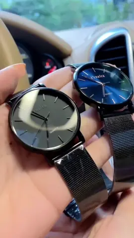 Tự tin tỏa sáng với đồng hồ Crnaira C1 mặt tròn. #CrnairaC1 #SangChanhCungDongHo #DongHoNamTinhTe #QuyOngLichLam #DongHoChronograph #DongHoNamDep 