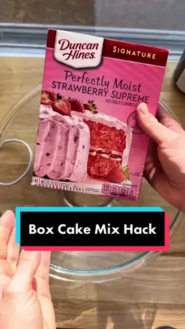 #baking #baketok #baker #bakersoftiktok #homebaking #homemade #cupcakes #cupcakehack #boxcake #cakemix #boxcakehack #cakemixhack #duncanhines #strawberrycake #fluffycupcakes 