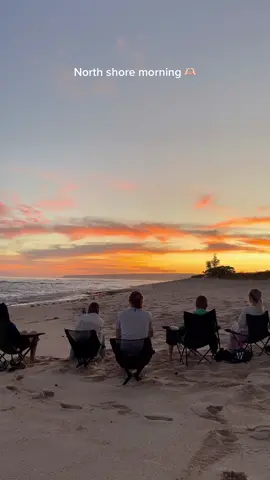 Mini north shore morning vlog 🤍🌊 #northshoreoahu #northshorehawaii #hawaiisunrise #hawaiicamping #hawaiispringbreak 