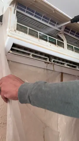 تنظيف الوحده الداخليه للمكيف #climatisation #chauffage #viral #foryoupage 