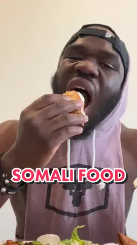 Replying to @tm__206  got me eating with my hands and shit 😆 #goodeats #fyp #foodtiktok #viral #asmr #FoodLover #foodies #foryoupage #food #mukbang #mukbangeatingshow #yummyfood #review #foodcritic #viralvideo #reactions #somalitiktok #somalifood #chicken 
