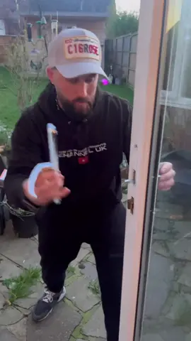 How To Install A New Door Handle #howto #DIY #install #homeimprovement #doityourself #diytips #doorhandle #fyp 