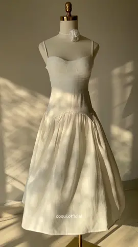 Dreamy dress for a date - Ophelia dress. IG: coqui.official ✨ #coquiofficial #fashionbrand #beautifuldress 