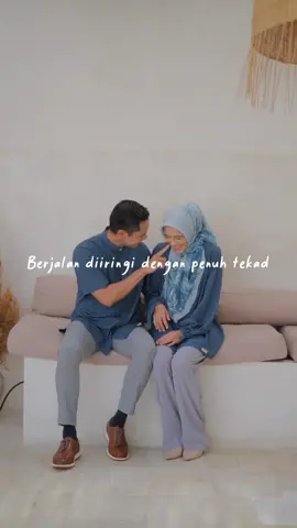 Selamat 9 tahun pernikahan, sayang. Semoga Allah senantiasa jaga selalu rumah tangga kita ♡ #Anniversary 