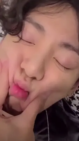 The SLEEPY JUNGKOOK #bts #jk #jungkook 