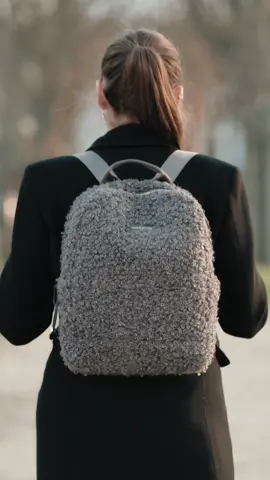 Too lovely for a backpack, too smart for a purse. #Moleskine #Backpack