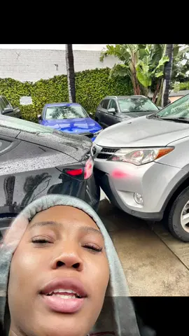 #greenscreen IM STUCK IN THE MIDDLE OF THE ROAD AND EVERYONE IS HONKINGGGGG THIS IS SOOO EMBARRASSING #fyp