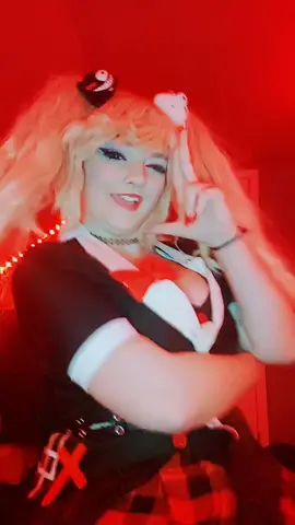 I hate school so much istg #junkoenoshima #junko #danganronpa #despair #thh #sdr2 #ultimatedespair #ultimatefashionista #mastermind 