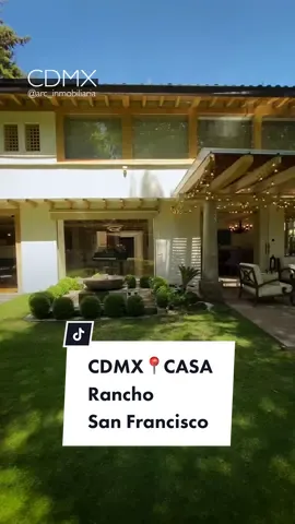 Casa Rancho San Francisco es lo que todos buscan y pocos encuentran... Esta impresionante propiedad se encuentra en Ciudad de México. ¿Qué te pareció? Si tuvieras la oportunidad, ¿la comprarías? #arcinmobiliaria  #javitherealtor #bienesraices #luxuryhomes #casasdelujo #propiedad #casa #cdmx #mexico #casaranchosanfrancisco 