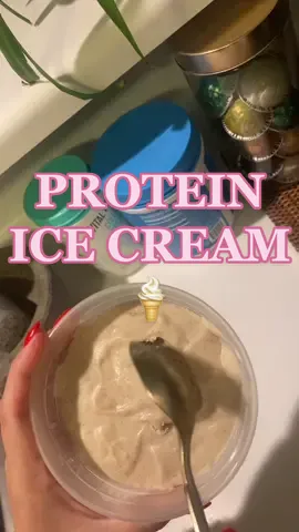 Literally such an easy yummy recipe!!! Thank you @paigelindgren check out her page for her banana variation. #protein #proteindessert #proteintreat #dietswap #proteinicecream #icecream #Recipe #fyp #highprotein 