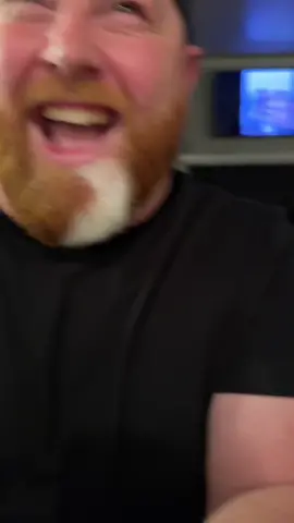 #stitch with @noahandlori *****WARNING DO NOT ATTEMPT AT HOME. THIS STUNT WAS PERFORMED BY A TRAINED PROFESSIONAL.******@lesleemarler_ #marriagehumor #couplecomedy #codymarler #codyandles 