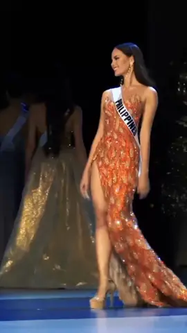 ✨Evening gown👗#missuniverse2018 #catrionagray #missuniversephilippines #missuniversephilippines2018 #missuniverse #fypシ゚viral #foryoupage #foryou #fyp #catwalk 