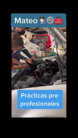 Una parte importante de tus estudios en la universidad son las prácticas, ahi conoces en realidad este maravilloso mundo❤️ Quieres más información? Escribeme al dm🤗 @Valvoline Global Ecuador #valvoline #mecanico #juanmecanico #automotriz #vw #golf #ecuador #practicas #mechanicgirl 