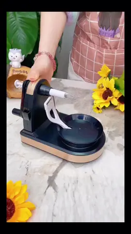 #peeler #Peelingartifact #Goodthingsinthekitchen #Goodthingsrecommended #Goodhelperinlife,  this peeler is really practical and convenient.