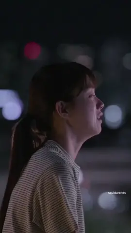 mbak es kutub sekalinya mencair malah banjir air mata 😭😭 berat banget sih woojoo jalaninya huhu pengen peluk kamu banget sumpah 😭 aku masih ga bisa bayangin semarah apa nanti mamanya woojoo tau kalau cowo yang dicintai anaknya itu anak selingkuhan suaminya apa ga banting tupperware nanti 😭 semoga mas klemar klemer nanti kasih kekuatan woojoo kalau hubungan kalian tuh kuat dan bisa jalaninya. anj kenapa gue galau sendiri sih wkwk gatau aku merasa terlalu mendalami kisah kalian wkwkwkwkwkwk #kdramascene #leesungkyung #kimyoungkwang #callitlovekdrama #callitlove #fyp #foryoupage #sadkdramascenes #allaboutkdrama #dramaromance #drakorromantis #kdramabestedits #dramarecommendation 