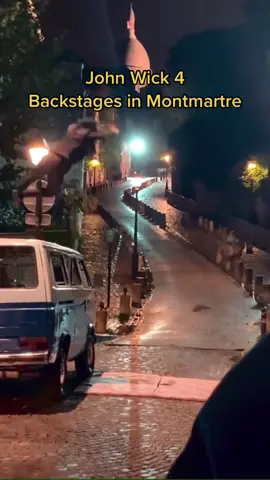 John Wick 4 backstages in Montmartre 🎬 Follow for more videos 😉 #johnwick #johnwick4 #keanureeves #paris #montmartre #backstage #foryou #pourtoi #keanu #movie #action #cascade #stunt #cinema 