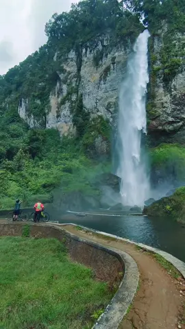 masih di Cianjur  CURUG NGEBUL Bunijaya, Kec. Pagelaran, Kabupaten Cianjur, Jawa Barat 43266 #cianjur #curugngebul #airterjun  #fyp #f #foryou 