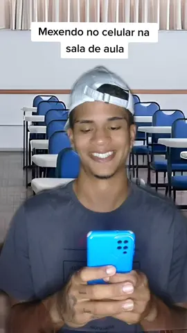 Eu aposto 50 no Marquinho Hahaha #humor #escola 