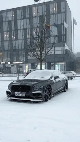Mansory Bentley Flying Spur W12 🌨️🌨️ #mansory #bentley #bentleyflyingspur #w12 #bentleymansory #carspotting #caredit #capcut #fy #fyp #viral #cars #car #carsoftiktok 