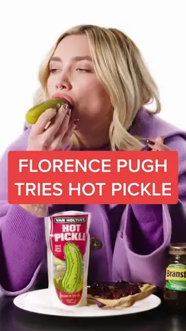 Why is it so juicy?! 🌶️ #florencepugh #hotpickle #pickle #challenge #spicyfood #trending #snackwars #ladbible 