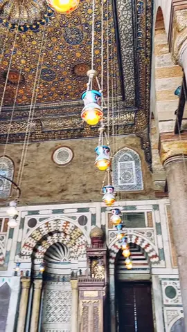 جوله في شارع المعز  #مصر #بلدي #فيديو #mobilevideography #editvideo #المعز #explore 