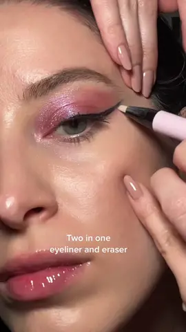 Eyeliner eraser hack!! #wingedeyeliner #eyelinerhack #eyelinereraser #sheglamviral #wingedliner #wingedeyelinerhack #makeuphacks #viralmakeuphack 