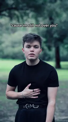 are we still listening to amnesia ?! #amnesia #singersongwriter 