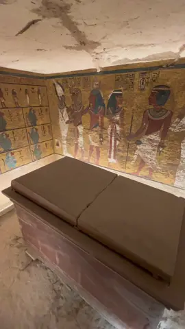 من داخل مقبرة الملك اوت عنخ امون 😧 Inside King Tutankhamun Tomb #egyptwithtahseen #egypt #LearnOnTikTok #egyptolog 