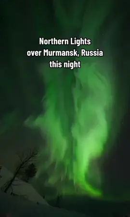 Stargazers capture stunning photos and videos of the Northern Lights over Murmansk region this night. It happens there very often but this one was so bright😍 #northernlight #northernlights #auroraborealis #auroraboreal #auroraboreale #auroraboreala #northernlightspictures 