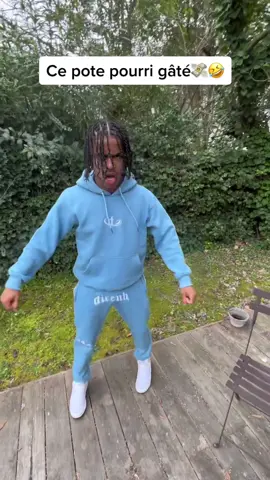 Merci pour les 800k les reufs✨❤️ #fakescene 