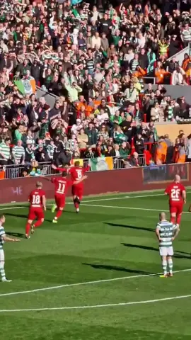 Former Rangers manager celebrated scoring in front of Celtic fans during Liverpool’s charity match 😂 #liverpool #liverpoolfc #stevengerrard #ywna #celtic 