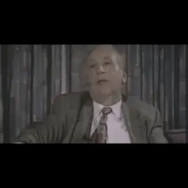 منزلنا القديم . . . . . . . . . . . . .#نزار_قباني #اكسبلور #explore #شعراء #شعر #قصائد #قصيدة #viral #foryou #fyp 