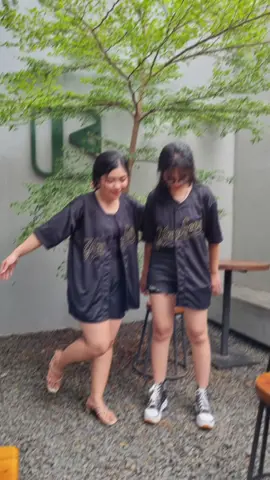 Jersey Baseball Yankees Black #rekomendasijersey #jerseybaseball #jerseyjumbo #MLB #zumba #outfitdance #baseball 