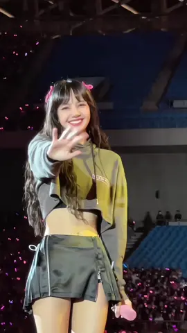 ˚ ♡̶ ˚₊ #blackpink // lisa fc, fancam, FanCam :: 𖦆 bp •• Lisa bornpink tour live -• #lovesguideq #fyp #xyzbca #kpop #actives #fancam 