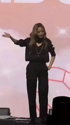 Oh shoot now I'm gay #ฟรีนเบค #freenbeck #freenbecky #srchafreen #freenbeckfanboom #ฟรีนเบคFanBoomD2 #thaientu #wlw #fyp #icexfb #xyzbca 