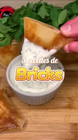 👩🏼‍🍳 3 Recettes spéciales Ramadan ☪️ :  Bricks Poulet 🐔 boeuf & Chèvre miel 🍯 - - 📌 BRICKS BŒUF KIRI🧀 • Feuille de brick • 1 échalote 🧅 • 1 poivron 🫑 • 500g viande hachée 🥩 • 6 kiris🧀 • 1 cc paprika, curcuma & ail 🧄  • 1/2 cc piment 🌶 & Persil 🌿  • 1/4 cc poivre, sel et canelle 🤎 • 1 Oeuf 🍳  • Huile ou beurre 🧈 - - 📌BRICK POULET 🐔 • Feuille de brick💛 • 1 escalope de poulet🍗 • 1 cc paprika + curcuma • 1/2 cc piment 🌶 & persil 🌿  • 1/4 cc sel & poivre  • 6 vache kiri 🧀 • un fond d’huile 🌻 - - 📌 BRICK CHÈVRE MIEL 🍯 • Feuille de bricks  • Miel 🍯 • chèvre 🐐 - - #tiktokacademy #tiktokfood #food #Recipe #Ramadan #bricks 