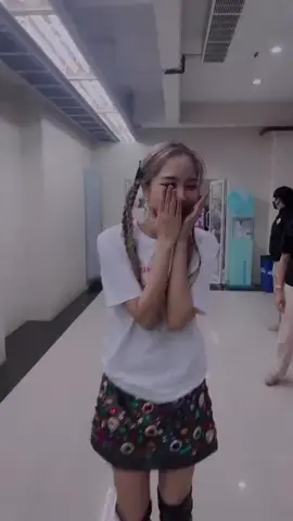 Freen with her friends after the FanBoom#ฟรีนเบคFanBoom #freenbecky #beckyfreen #freensarocha #beckyamstrong #foryoupage #fyp 